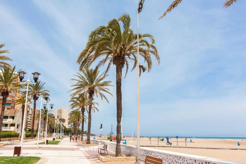 Fantastico Apartamento Junto Al Mar Валенсия Екстериор снимка
